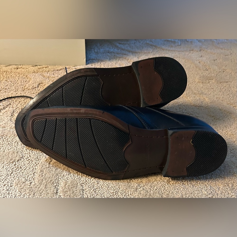 G.H. Bass & Co. Black Leather Oxfords - Picture 5 of 6